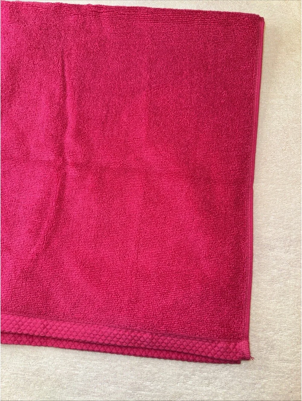 Lacoste Signature Crocodile Logo Izod Hot Pink Hand Towel 16x30 Inch